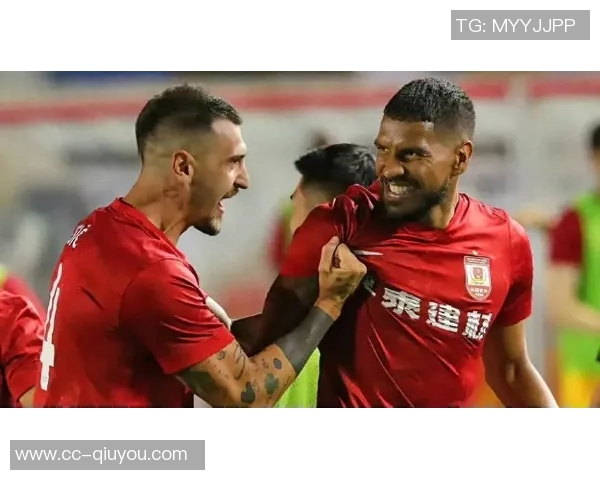 长春亚泰热烈庆祝苏亚雷斯先生生日快乐愿您在新的一岁里更加辉煌