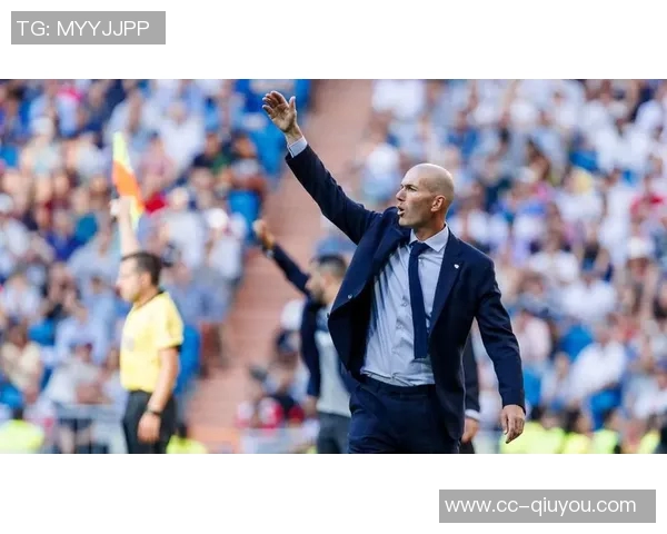 回顾齐达内执教皇马五年辉煌历程十年前今天他首次上任