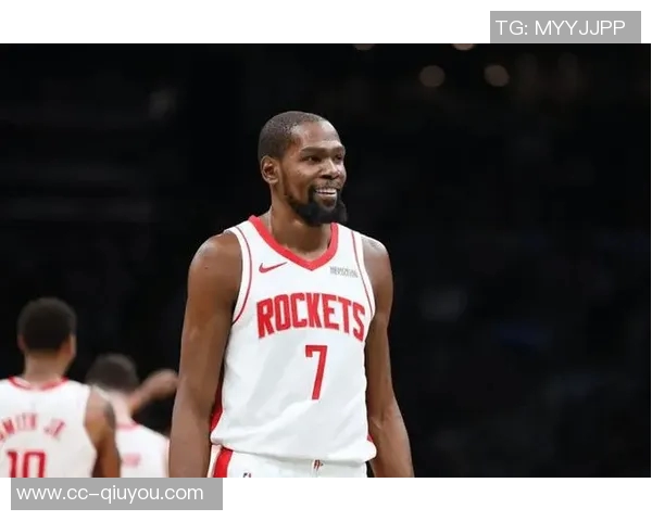 杜兰特赞诺维茨基谦逊之举感谢他在繁忙中送上祝贺 杜兰特赞诺维茨基谦逊之举感谢他在繁忙中送上祝贺